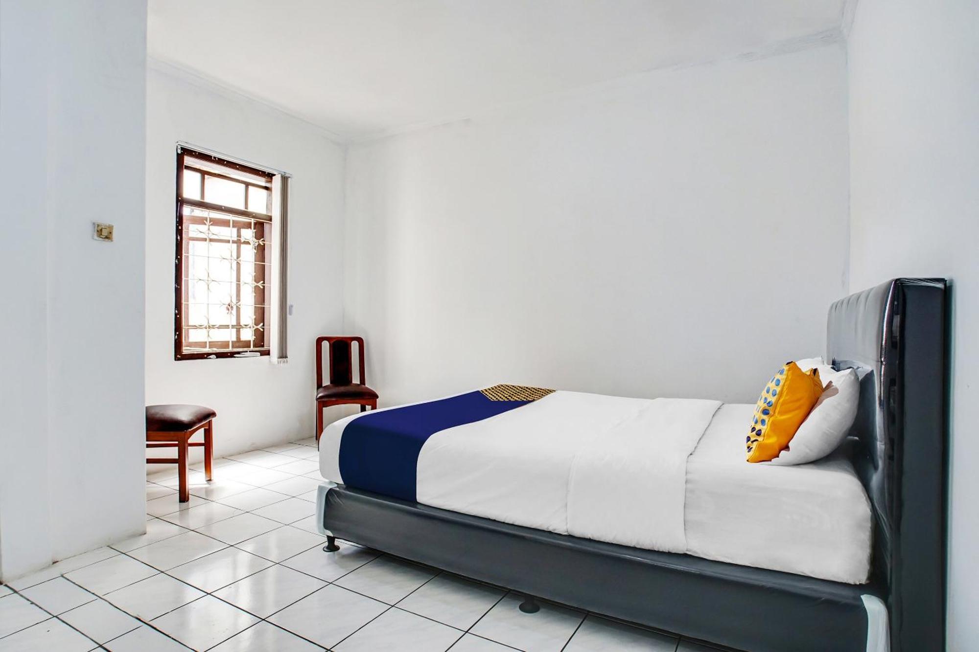 Spot On 91117 Sriwijaya Residence Syariah Μπαντούνγκ Εξωτερικό φωτογραφία