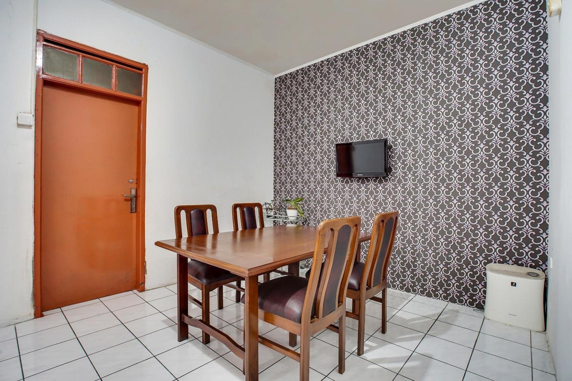 Spot On 91117 Sriwijaya Residence Syariah Μπαντούνγκ Εξωτερικό φωτογραφία